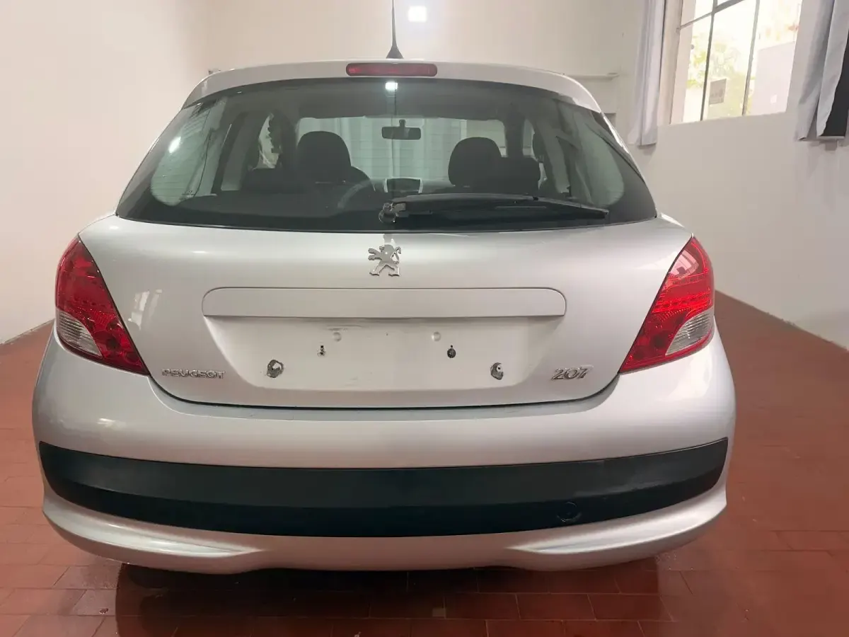 Gebraucht Peugeot 207 Tendance 90 PS (66 kW) 2009 Kleinwagen