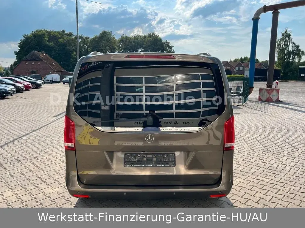 Gebraucht Mercedes V250 190 PS (139 kW) 2017 Grau Van / Kleinbus