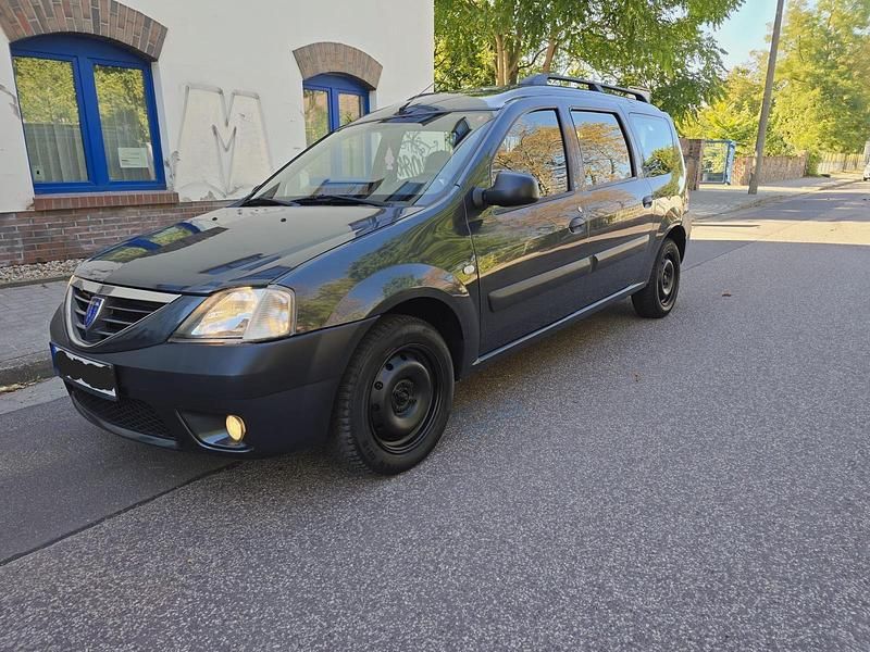 Schwarz Gebraucht 2008 Dacia Logan MCV Kombi | 1.550 € (Guter Preis) - Bild 1/4