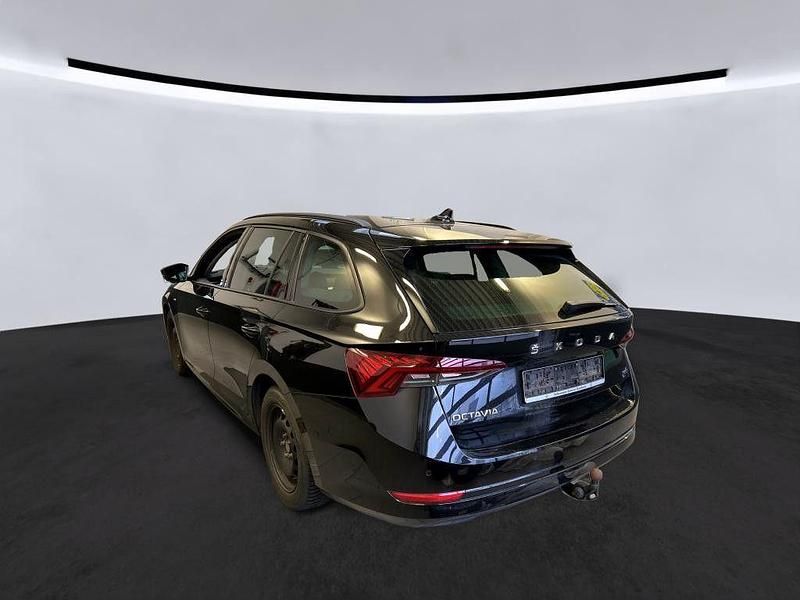 Gebraucht Skoda Octavia Clever 150 PS (110 kW) 2022 Schwarz Kombi