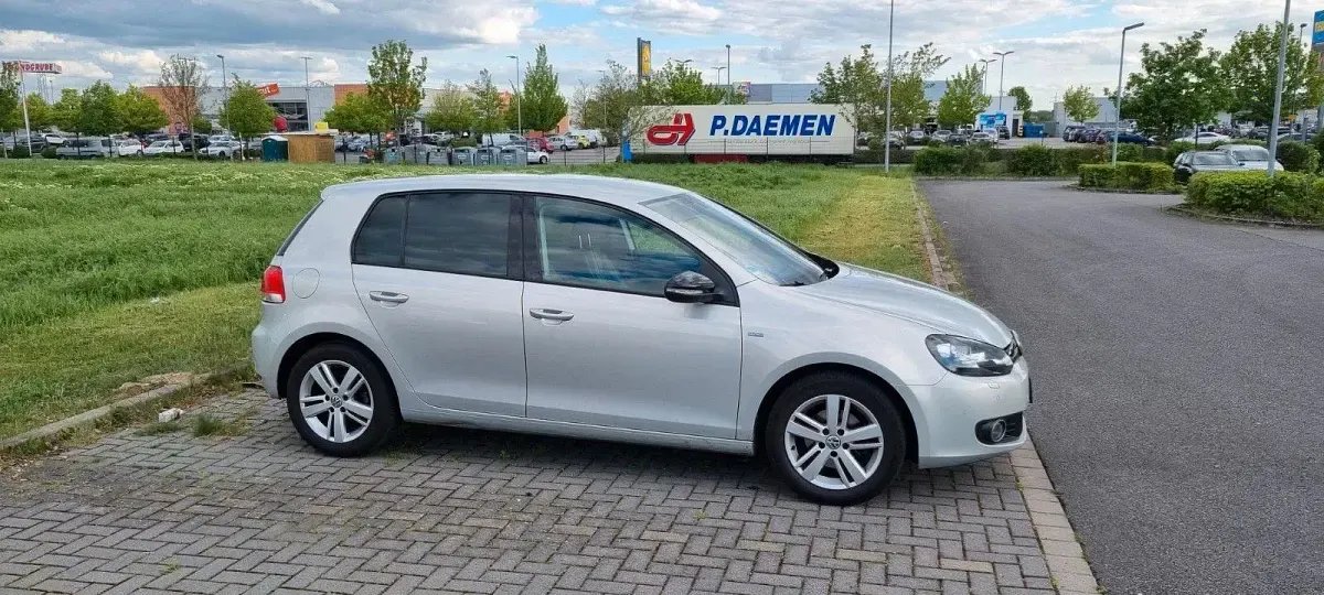 Używany VW Golf VII Match 86 KM (63 kW) 2012 Szary Sedan/Limuzyna