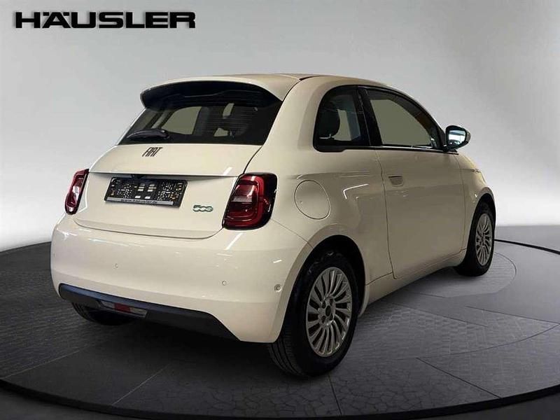 Gebraucht Fiat 500e 86 kW (118 PS) 2023 Weiß Limousine