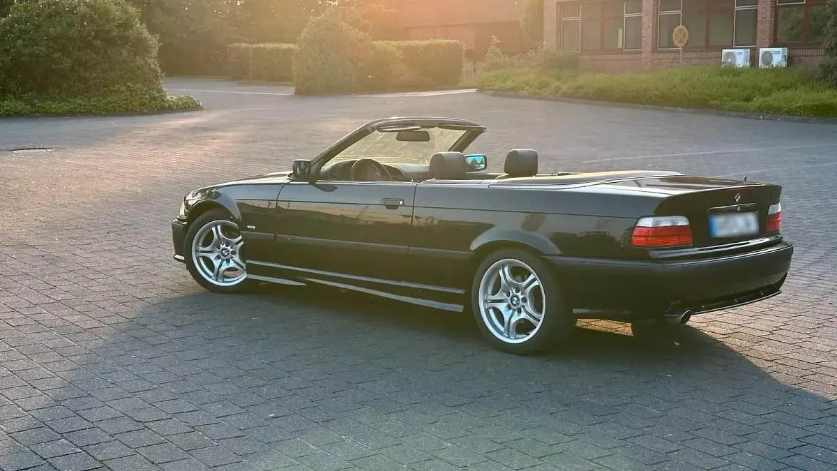 Gebraucht BMW 320 M Sport 150 PS (110 kW) 2000 Schwarz Cabrio