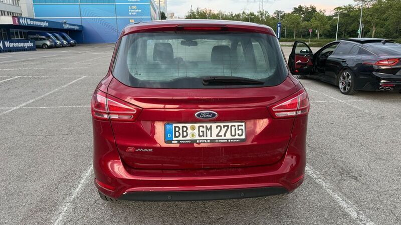 Gebraucht Ford B-MAX SYNC Edition 105 PS (77 kW) 2017 Rubyrot (metallic) Van / Kleinbus