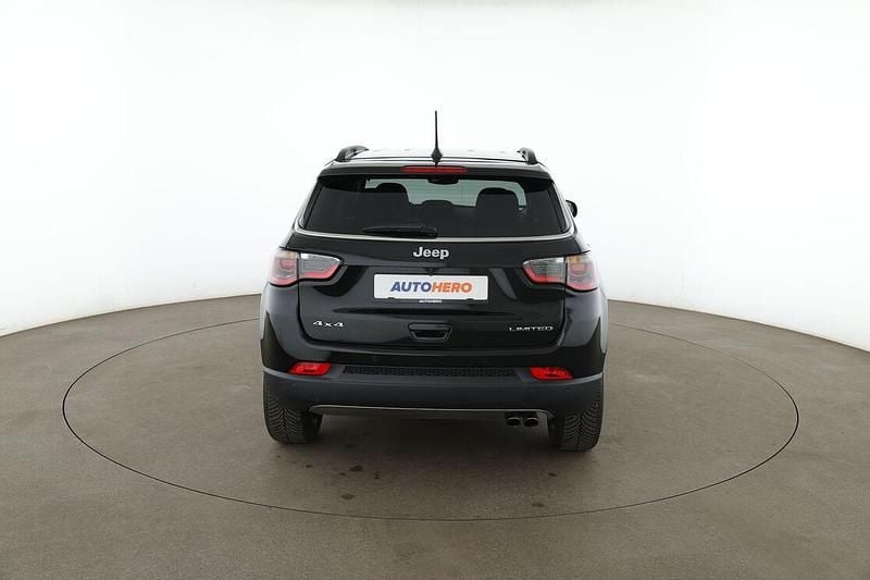 Käytetty Jeep Compass Limited 170 HP (125 kW) 2017 Musta Katumaasturi