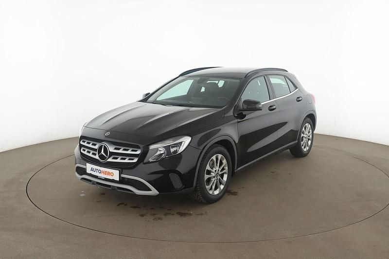 Gebraucht Mercedes GLA180 Style 122 PS (89 kW) 2017 SUV