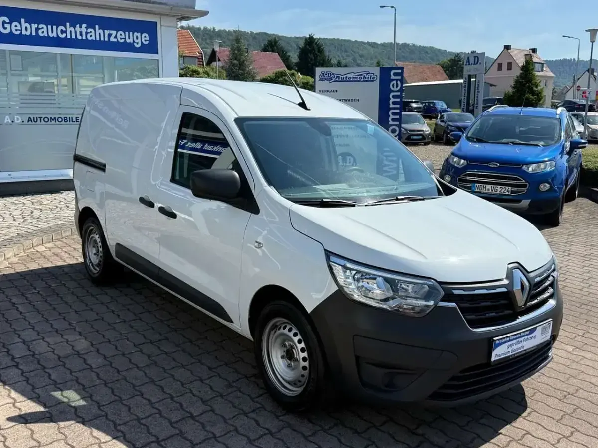 Gebraucht Renault Express 95 PS (69 kW) 2021 Weiß Van / Kleinbus