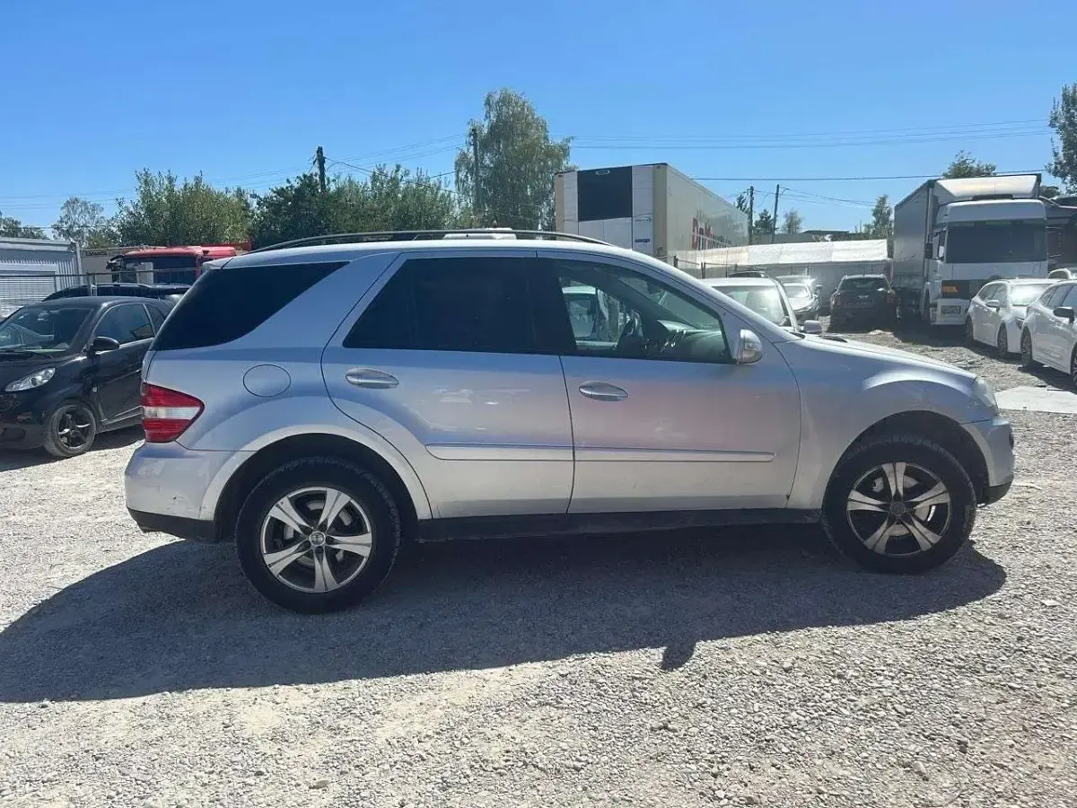 Gebraucht Mercedes ML320 224 PS (164 kW) 2007 SUV