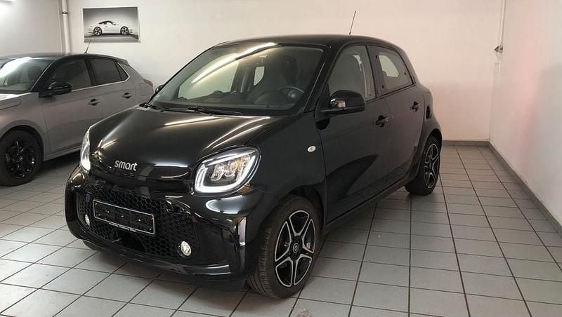 Gebraucht Smart ForFour Electric Drive 60 kW (82 PS) 2020 Schwarz Limousine
