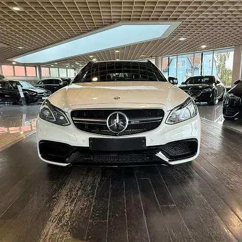 Gebraucht Mercedes E63 AMG AMG 557 PS (409 kW) 2013 Weiß Kombi
