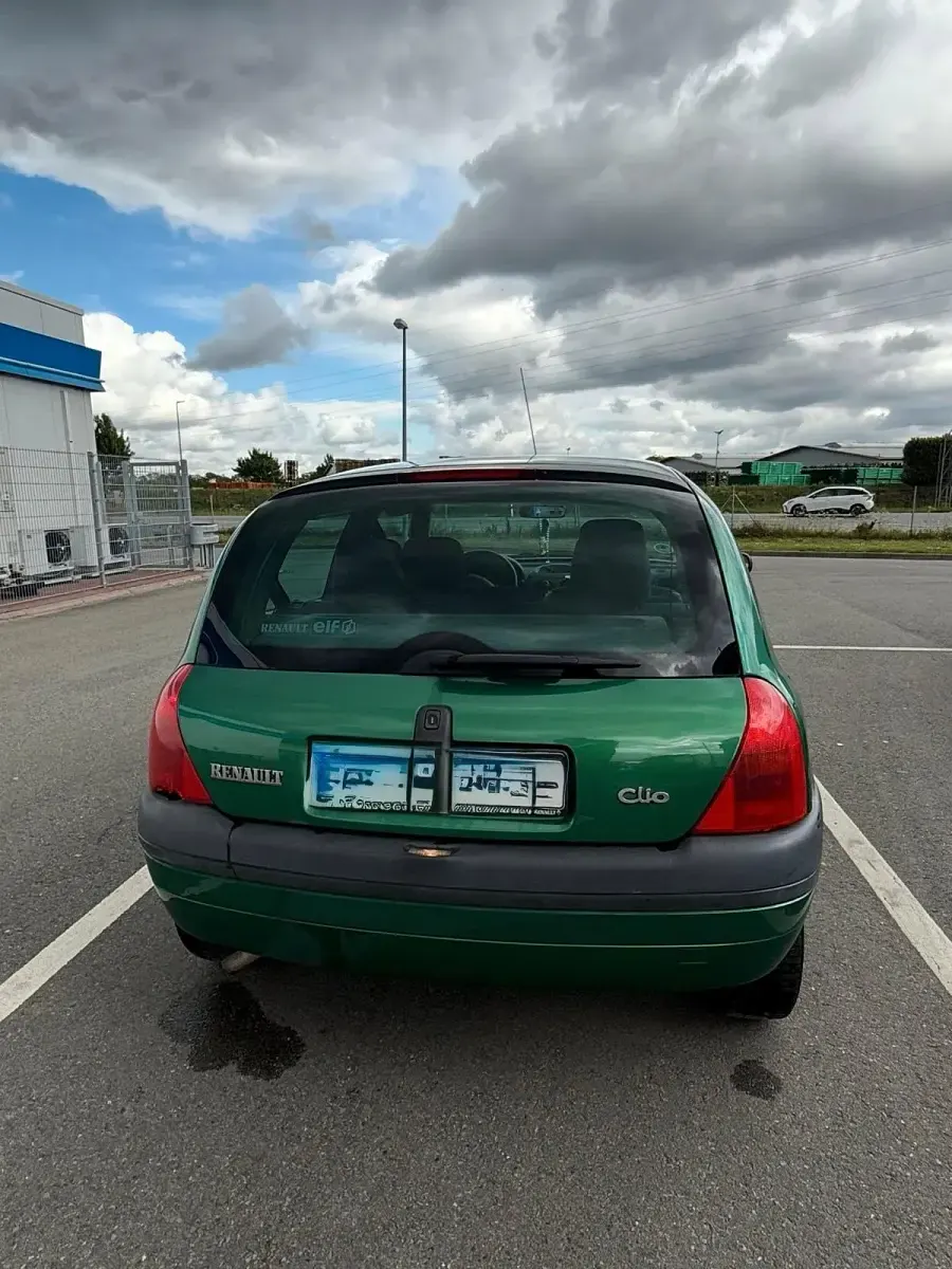Gebraucht Renault Clio 58 PS (42 kW) 2000 Grün Kleinwagen
