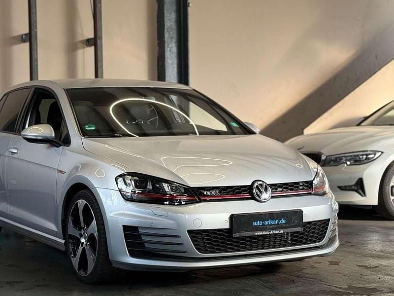 Gebraucht VW Golf VII GTI 220 PS (161 kW) 2016 Silber Limousine