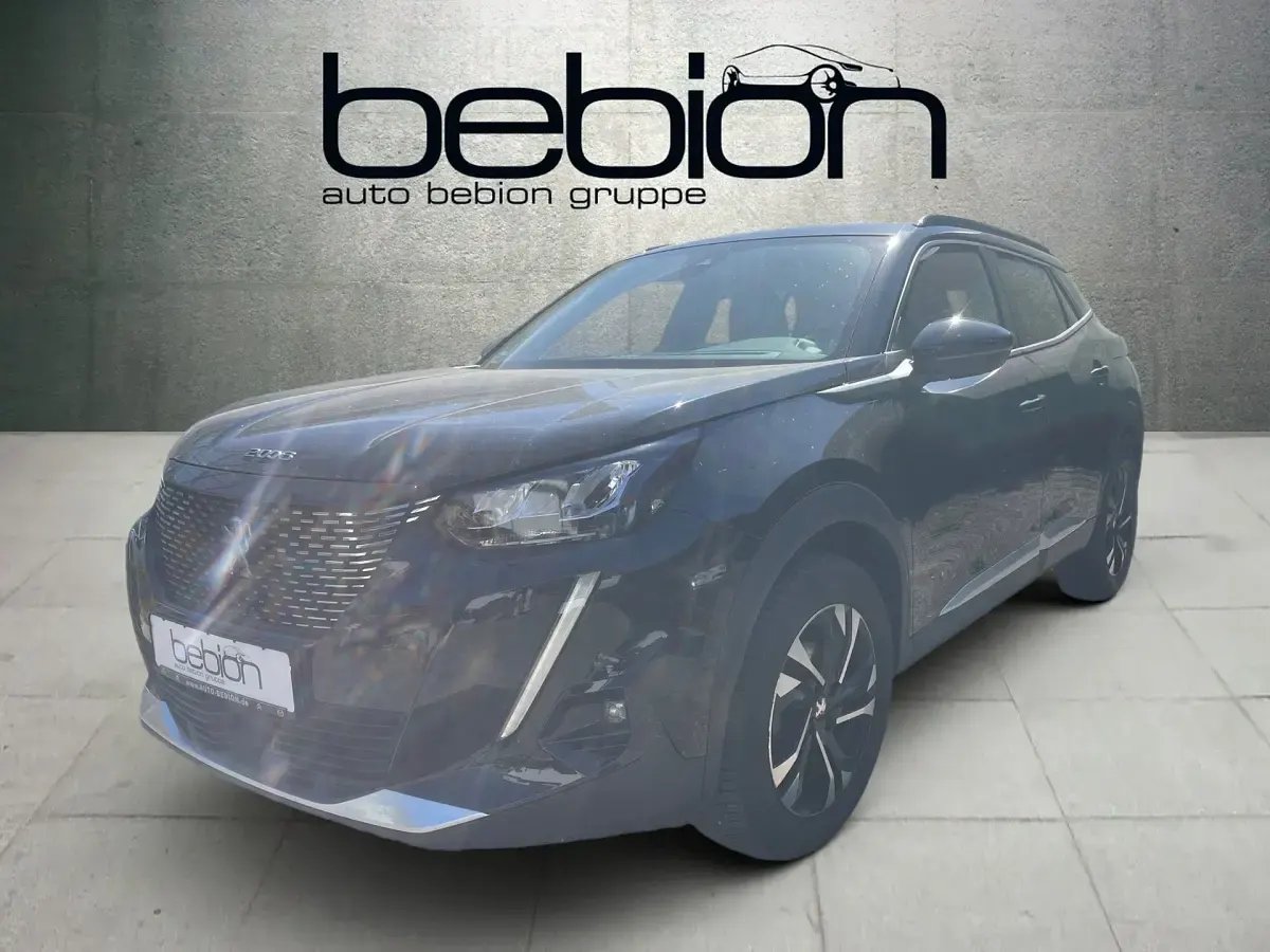 Gebraucht Peugeot 2008 Allure 131 PS (96 kW) 2022 SUV