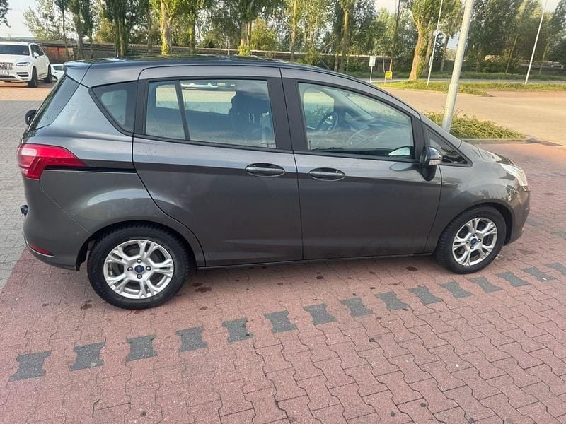 Gebraucht Ford B-MAX 101 PS (74 kW) 2015 Grau Van / Kleinbus
