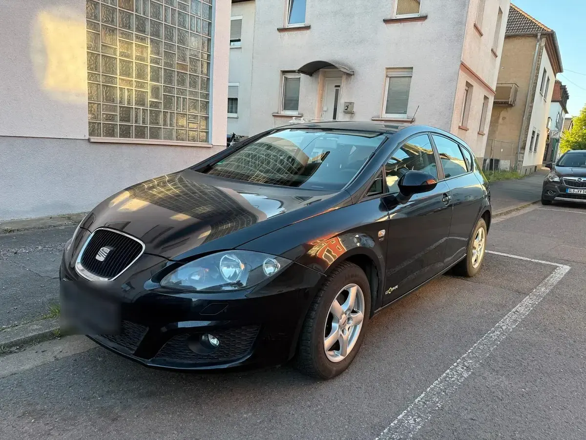 Usata Seat Leon Copa 105 CV (77 kW) 2011 Nero Utilitaria