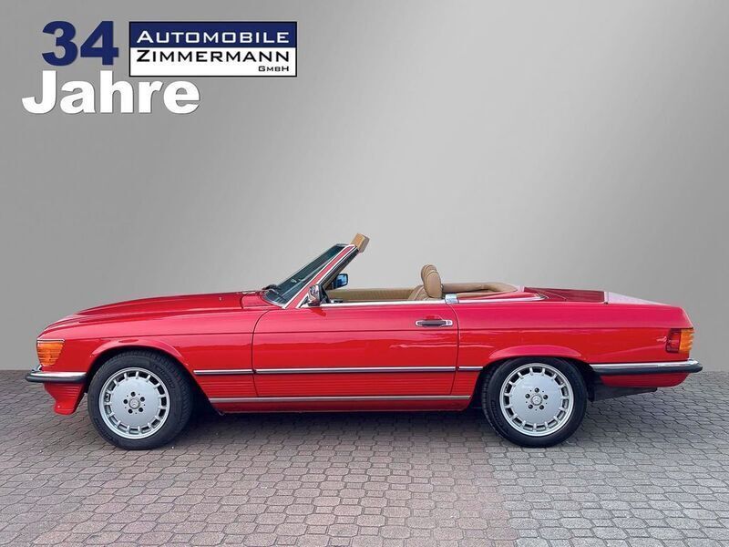 Rot Gebraucht 1986 Mercedes 560 Cabrio | 36.950 € - Bild 1/4