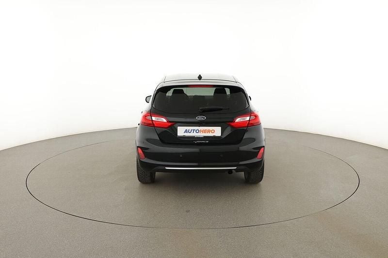 Używany Ford Fiesta Vignale 101 KM (74 kW) 2017 Czarny Sedan/Limuzyna