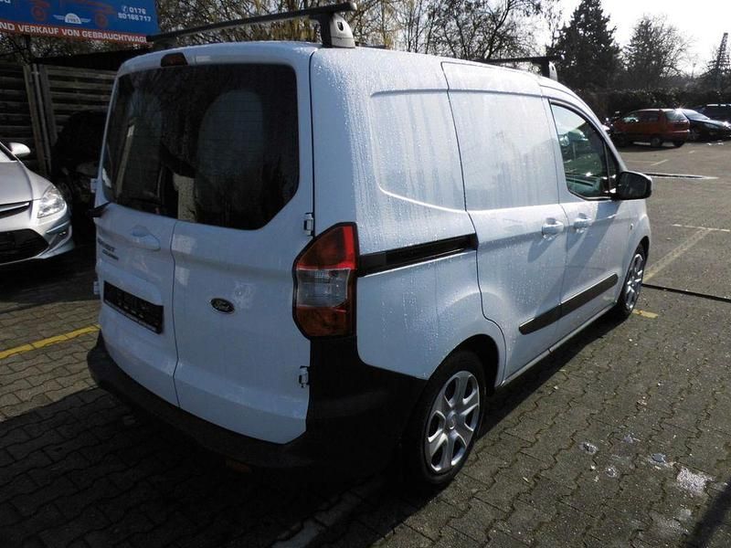 Gebraucht Ford Transit Trend 95 PS (69 kW) 2017 Weiß Kombi