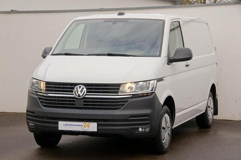 Gebraucht VW Transporter 150 PS (110 kW) 2024 Weiß (candyweiß) Van