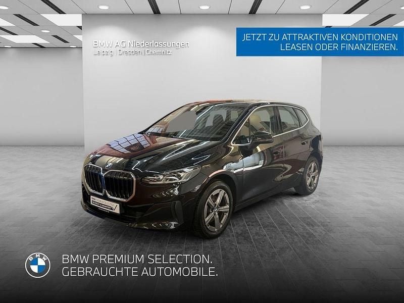 Gebraucht BMW 220 Active Tourer Sport Line 156 PS (114 kW) 2023 Schwarz Van / Kleinbus