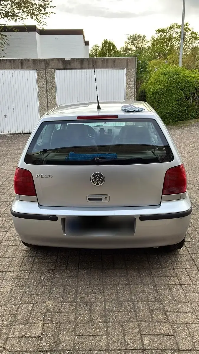 Gebraucht VW Polo 50 PS (36 kW) 2000 Silber Kleinwagen