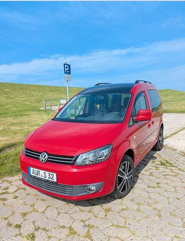 Rot Gebraucht 2014 VW Caddy Edition Van / Kleinbus | 15.000 € (Teuer) - Bild 1/4