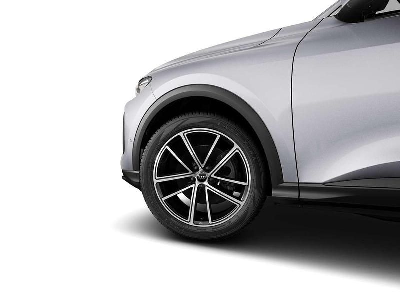 Gebraucht Audi Q5 Ambiente 204 PS (150 kW) 2025 Florettsilber metallic SUV