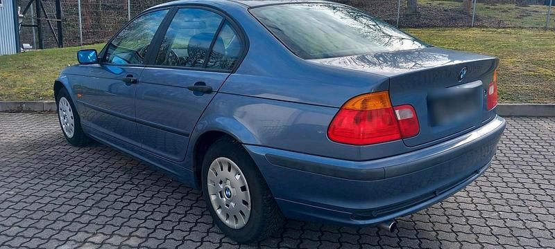 Gebraucht BMW 316 105 PS (77 kW) 2000 Blau Limousine