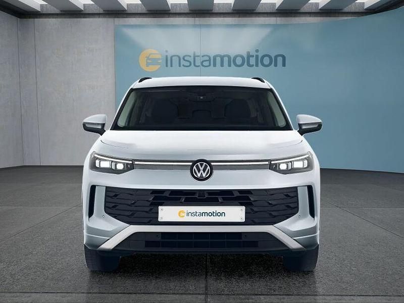 Gebraucht VW Tayron 150 PS (110 kW) 2025 Silber SUV