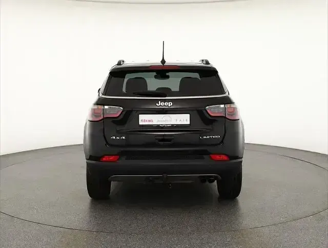 Second-hand Jeep Compass Limited 170 CP (125 kW) 2019 Negru SUV