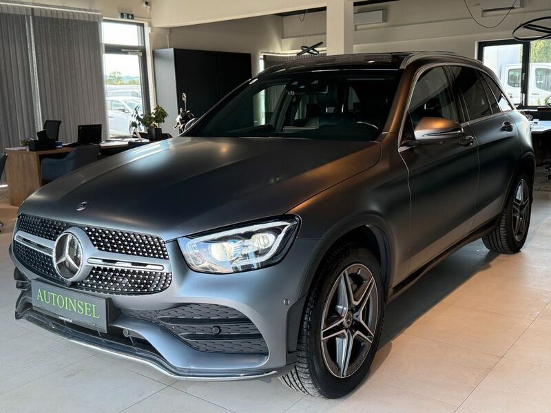 Grau Gebraucht 2019 Mercedes GLC400d AMG SUV | 33.300 € (Teuer) - Bild 1/4