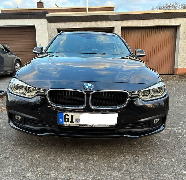 Gebraucht BMW 318 150 PS (110 kW) 2017 Schwarz Kombi