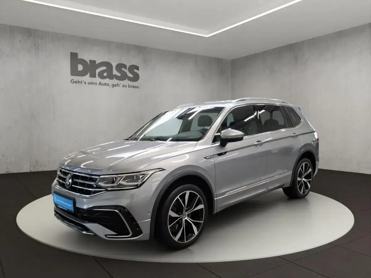 Gebraucht VW Tiguan Allspace R-line 200 PS (147 kW) 2022 SUV