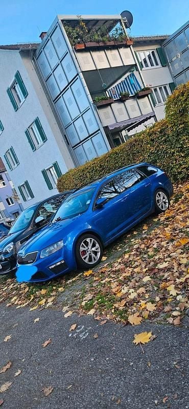 Gebraucht Skoda Octavia 184 PS (135 kW) 2016 Blau Kleinwagen