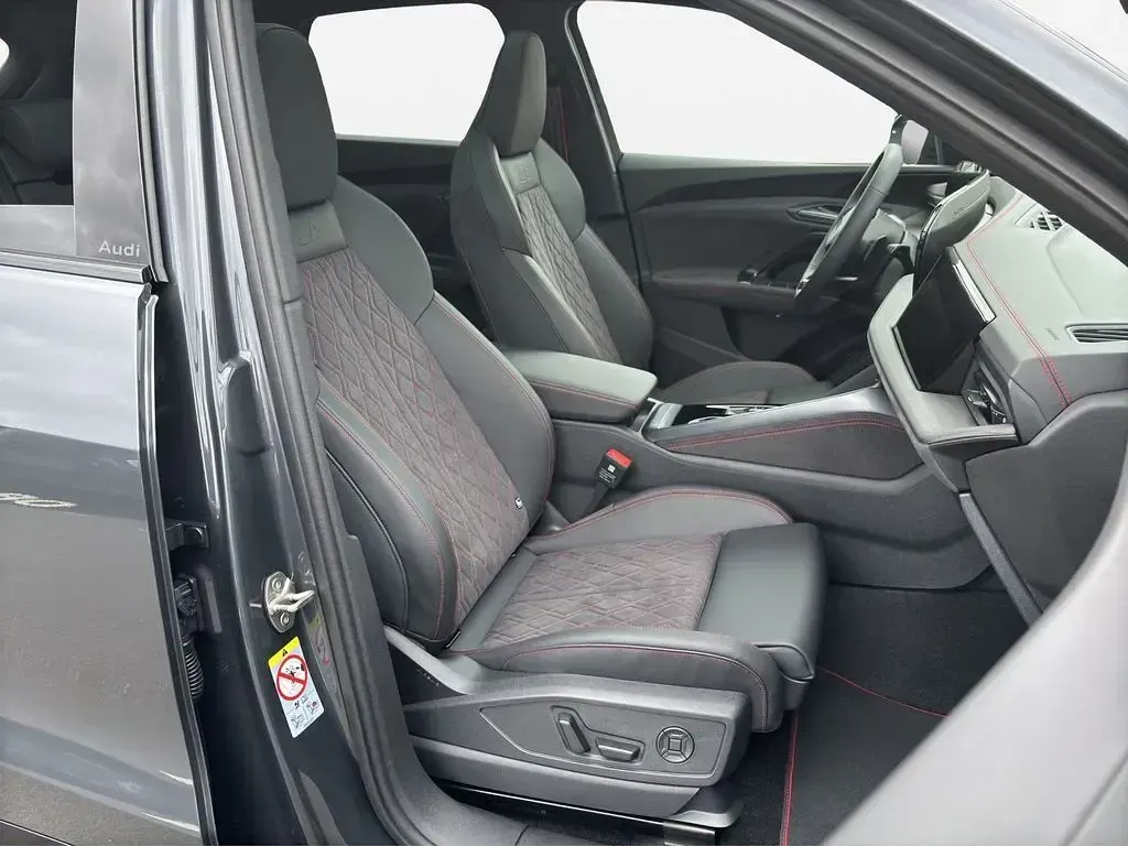 Neu Audi SQ5 Edition .1 367 PS (269 kW) 2025 Grau SUV
