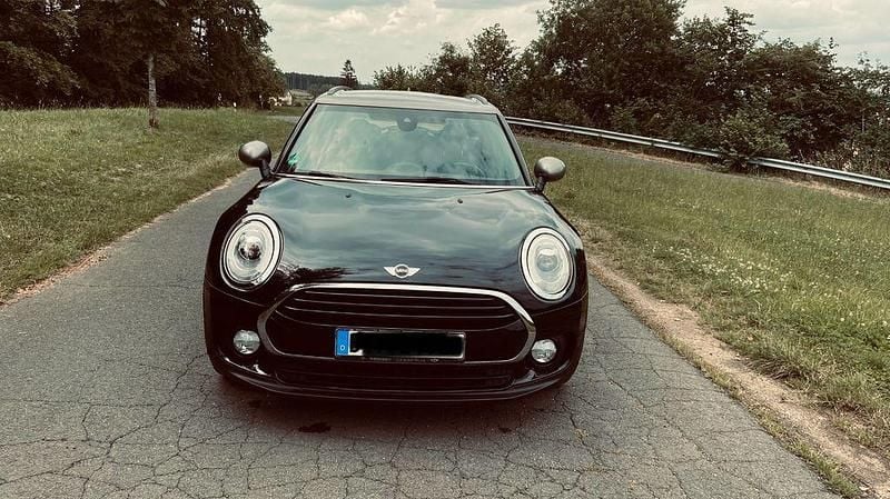 Schwarz Gebraucht 2017 Mini Cooper D Clubman Kombi | 10.500 € (Etwas zu teuer) - Bild 1/4