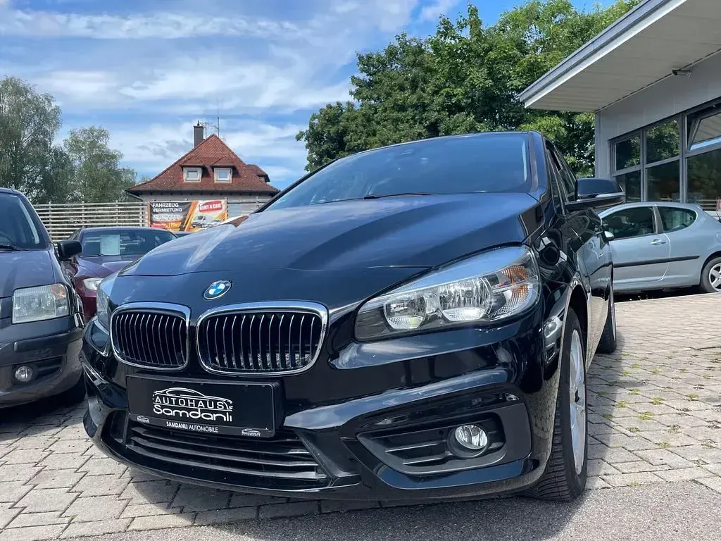 Gebraucht BMW 225 Active Tourer Advantage 136 PS (100 kW) 2017 Schwarz Van / Kleinbus