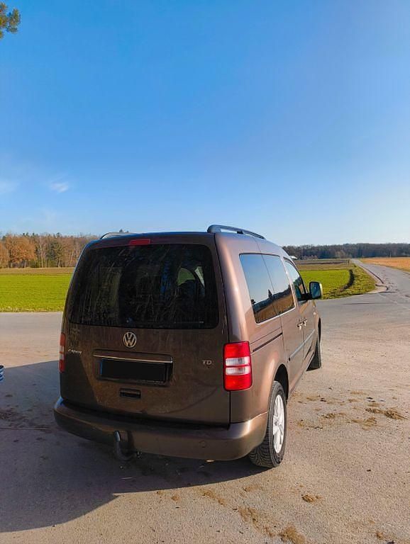 Gebraucht VW Caddy Comfortline 102 PS (75 kW) 2012 Braun Van / Kleinbus