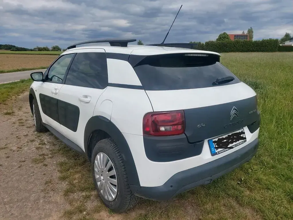 Used Citroën C4 PureTech 82 HP (60 kW) 2017 White Sedan