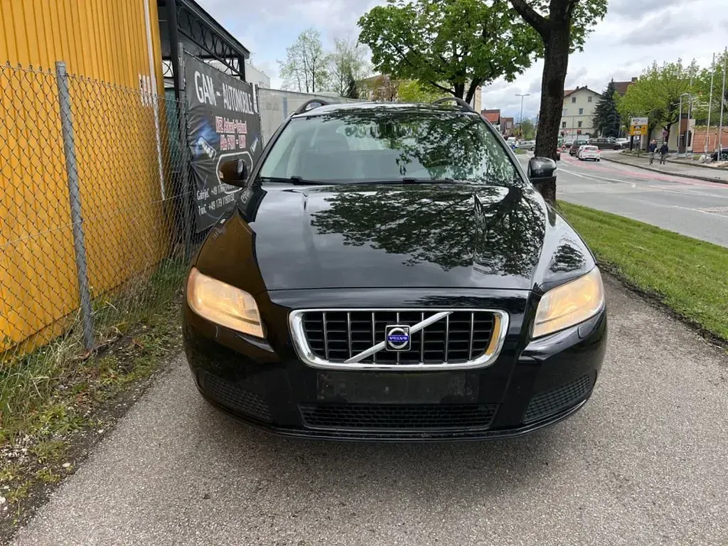 Gebraucht Volvo V70 Kinetic 163 PS (119 kW) 2008 Schwarz Kombi