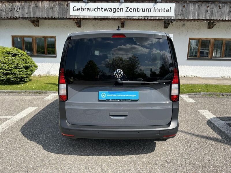 Gebraucht VW Caddy Basis 116 PS (85 kW) 2024 Pure grey (grau) Van / Kleinbus