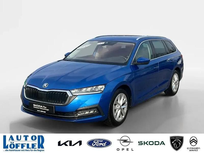 Blau Gebraucht 2020 Skoda Octavia First Edition Kombi | 21.940 € (Guter Preis) - Bild 1/4