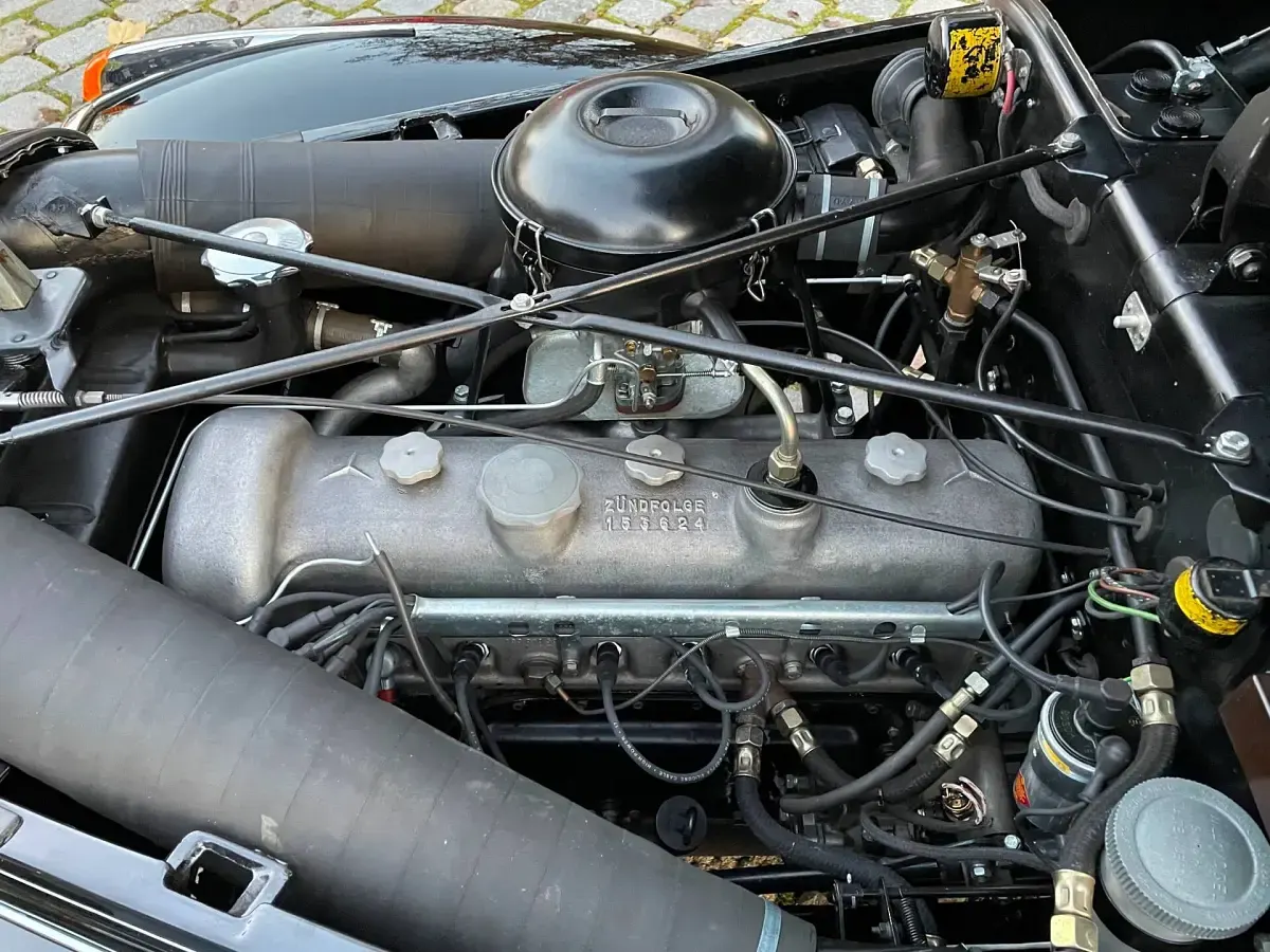 Gebraucht Mercedes 220 80 PS (58 kW) 1954 Schwarz Cabrio