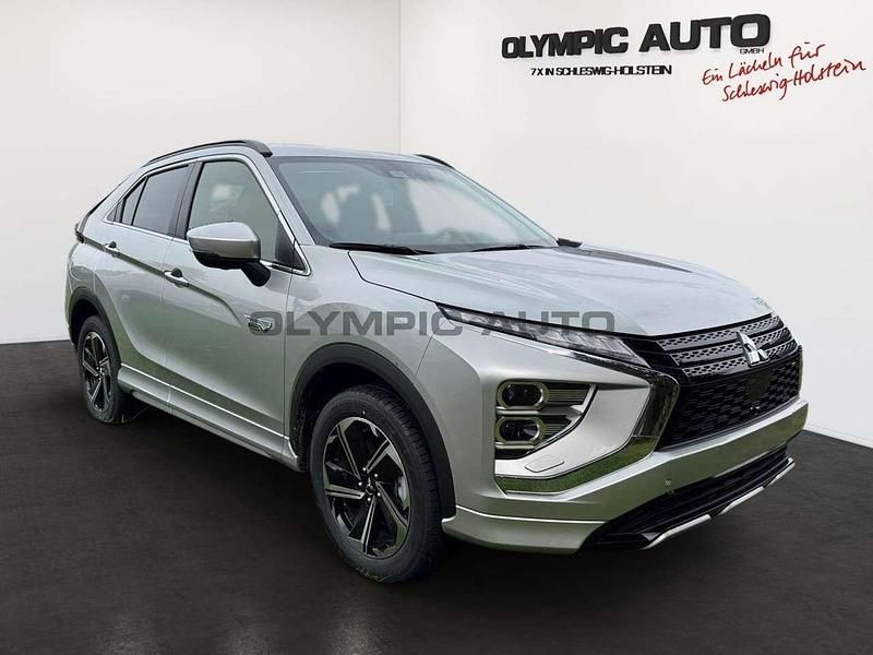 Gebraucht Mitsubishi L Select 98 PS (72 kW) 2024 Silber metallic SUV