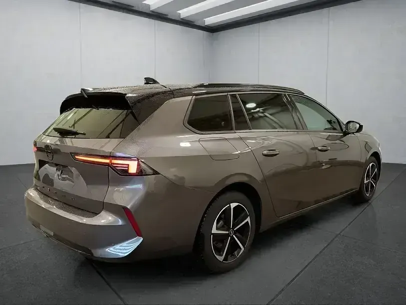 Gebraucht Opel Astra 131 PS (96 kW) 2025 Grau Kleinwagen