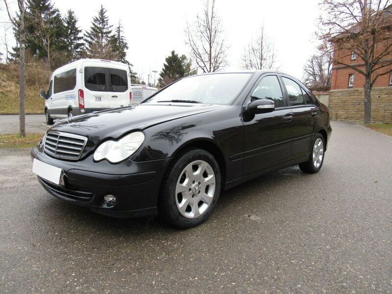 Gebraucht Mercedes C220 150 PS (110 kW) 2007 Schwarz Limousine