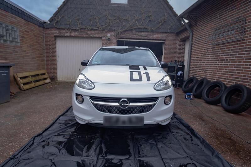 Gebraucht Opel Adam Edition 101 PS (74 kW) 2015 Weiß Kleinwagen