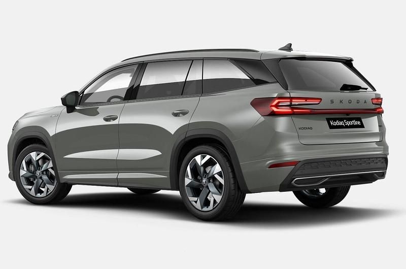 Neu Skoda Kodiaq SportLine 193 PS (141 kW) 2025 Stahlgrau SUV