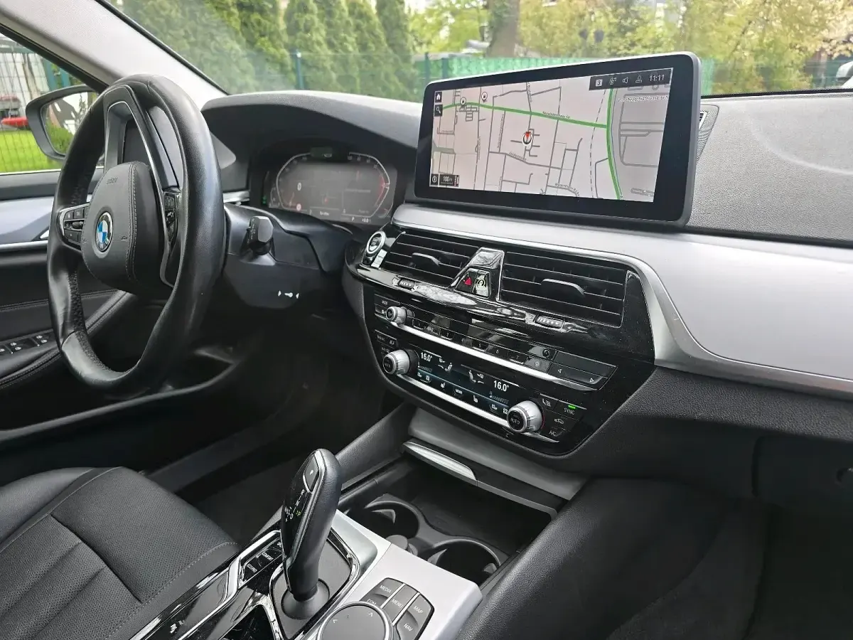 Second-hand BMW 520 190 CP (139 kW) 2020 Negru Break