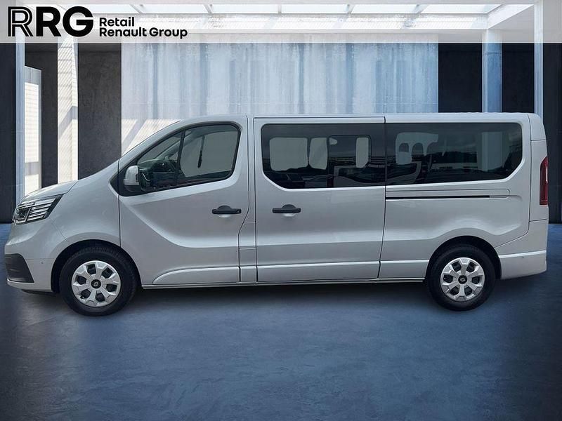 Gebraucht Renault Trafic Evolution 150 PS (110 kW) 2024 Grau (highlandgrau (grau) (grau)) Van / Kleinbus